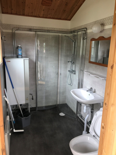 Bathroom, Finspångs Golfklubbs Stugby, Finspång