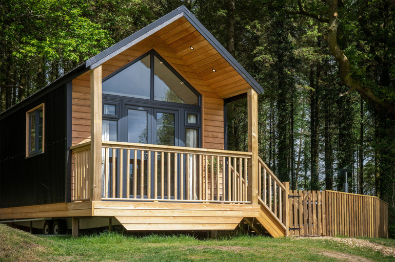 Exterior & Views 2, Cabin In The Woods - 1 Bed - Kilgetty, Pembrokeshire