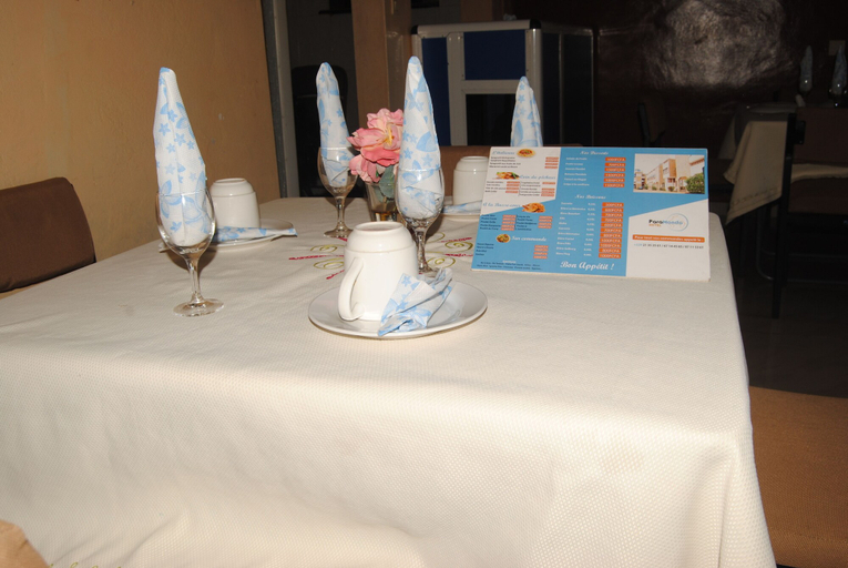 Others 5, Hotel Paramondo, Abomey-Calavi