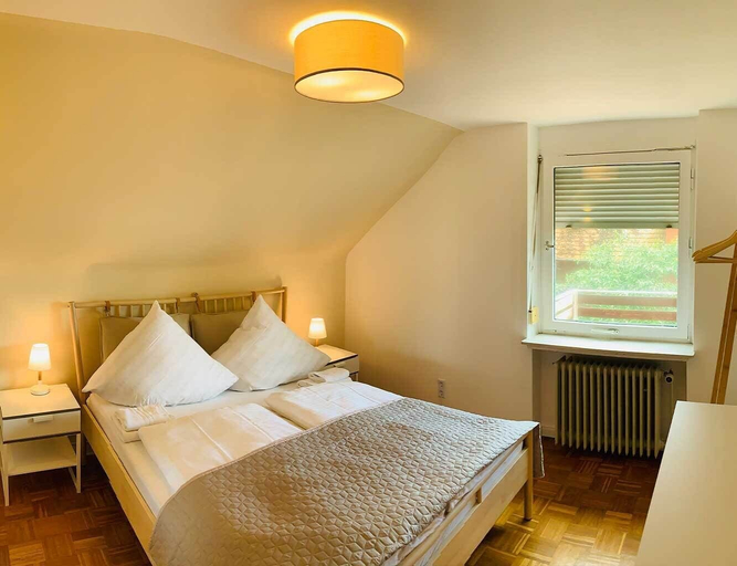 Bedroom 3, Fährhaus Kirschenland, Stade