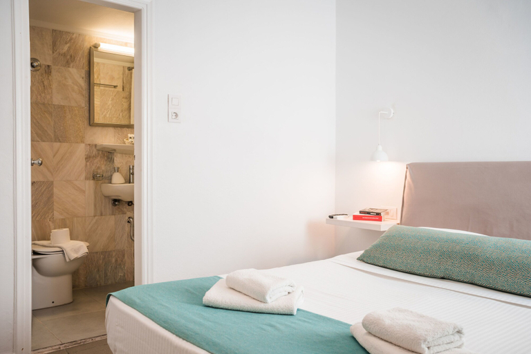 Bedroom 3, Sofia Hotel Santorini, South Aegean