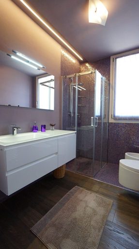 Bathroom 5, B&B Il Melograno, Modena