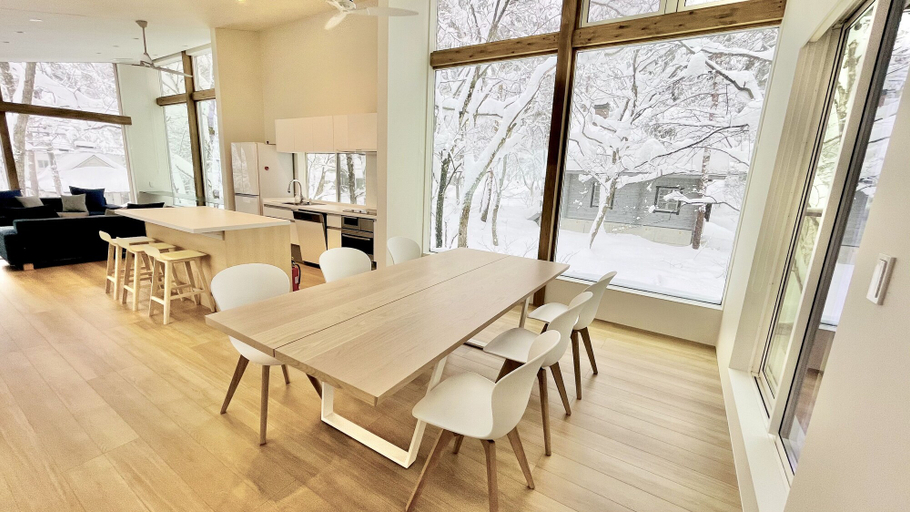 Others 5, Sanzan Chalet, Hakuba