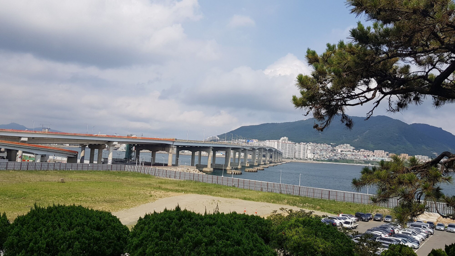 Others 5, 2 Heaven Hotel Seogu, Seo