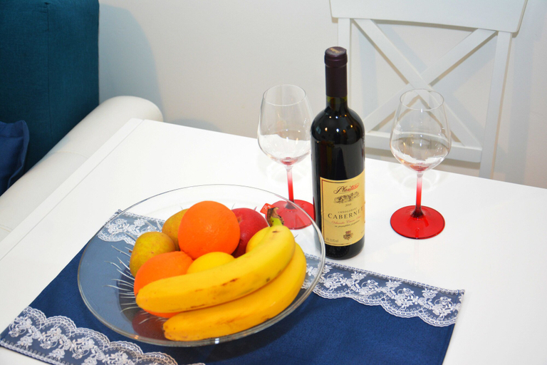 Food & Drinks, Apartment Vaki