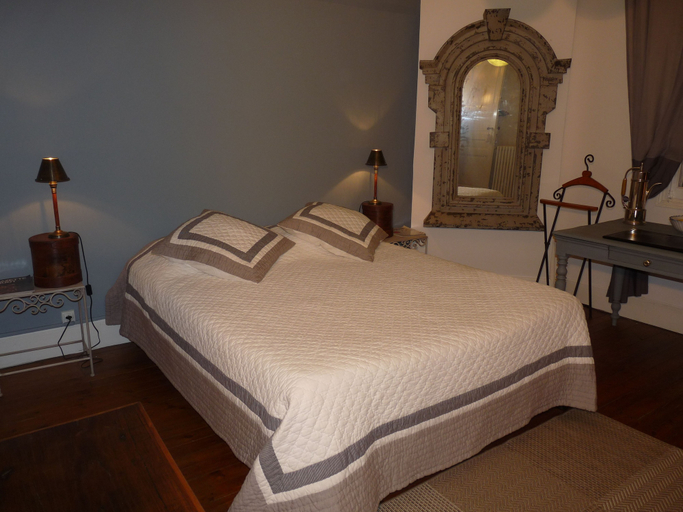 Bedroom 4, Le Point d'Orgue, Gironde