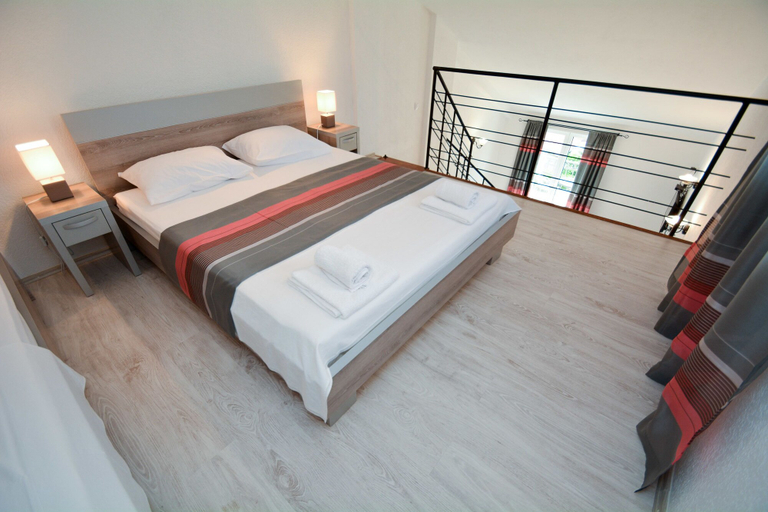 Bedroom 2, Apartment House 91