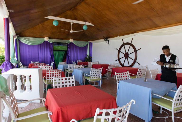 Food & Drinks 5, Irie Beach Studio
