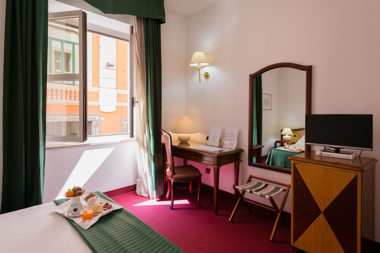 Bedroom 2, Hotel Alli Due Buoi Rossi, Alessandria