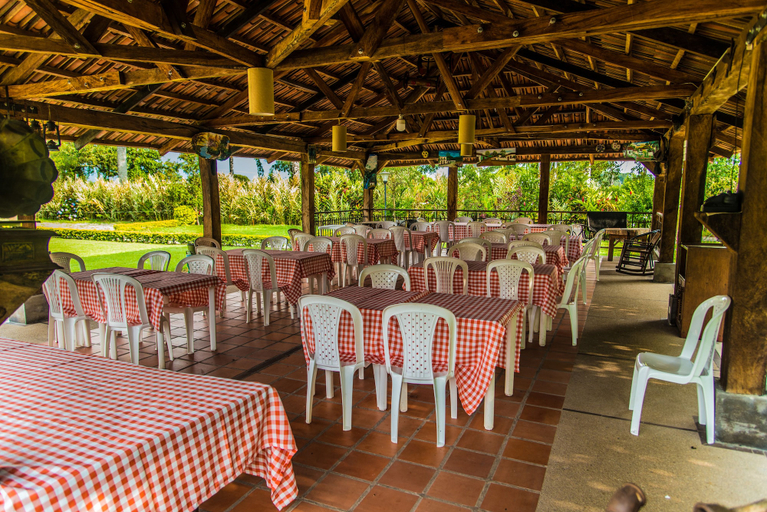 Food & Drinks 4, Hotel El Eden Parque Del Cafe, Montenegro
