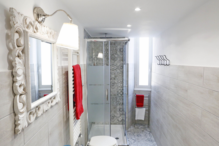 Bathroom 3, Roma holidays house, Rome