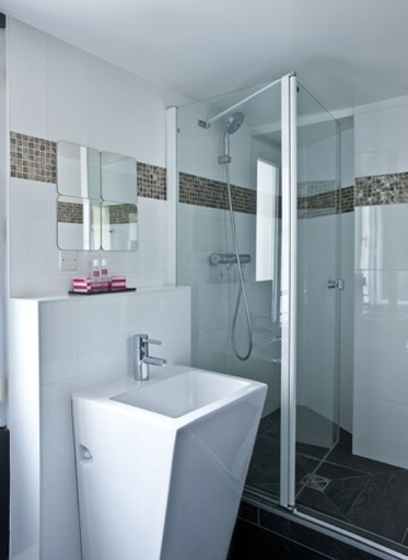 Bathroom 5, Hôtel Antin Trinité, Paris