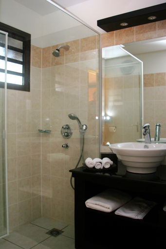 Bathroom, Rivland Resort, Païta