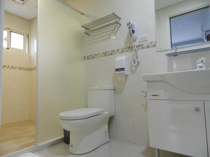 Bathroom 3, Ban Tian Tao Fang, Nantou