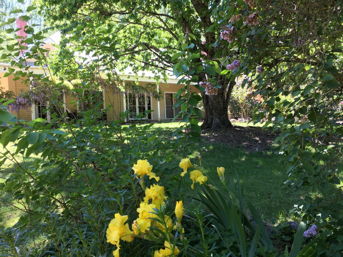 The Grange Homestead, Alpine - East