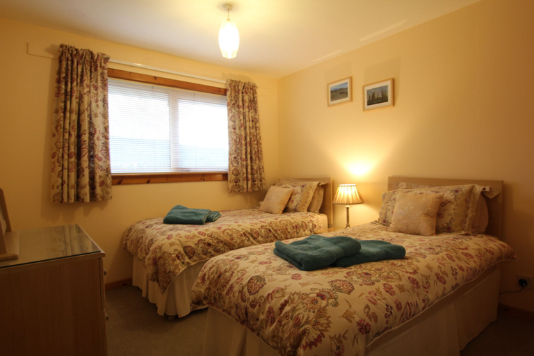Bedroom 2, An Airigh, Eilean Siar