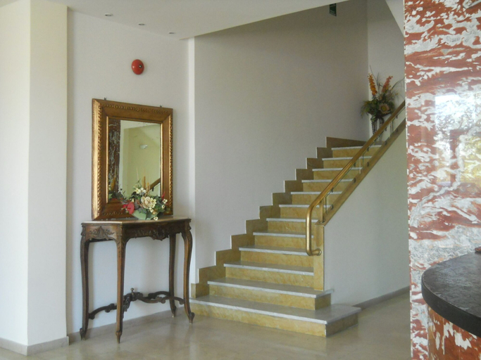 Others 5, Hotel Quisisana, Siena