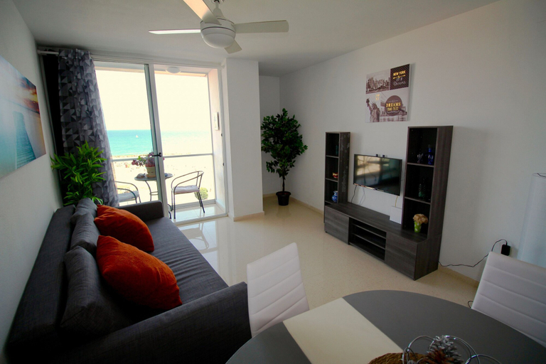 Others 3, Apartamento Postiguet con Balcón, Alicante
