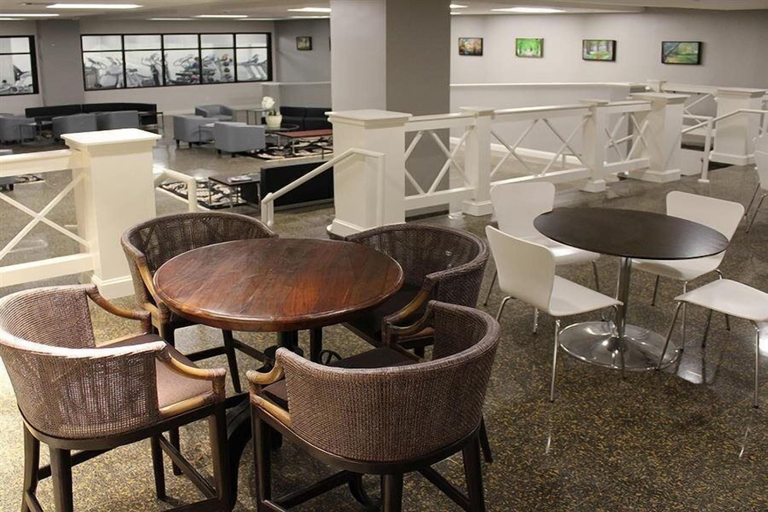 Food & Drinks, Bridgestreet at the Leader Building, Cuyahoga
