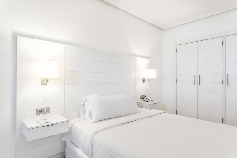 Bedroom 3, Landmar Costa los Gigantes Family Resort, Santa Cruz de Tenerife
