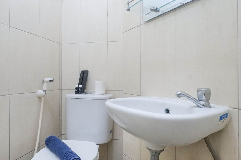 Bedroom 2, Best Value & Clean Studio Room Apartment at Pavilion Permata 2, Surabaya