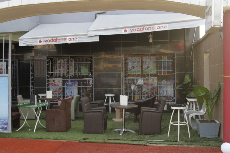 Food & Drinks 4, Kemal Hotel, Wouri