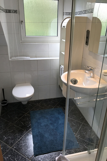 Bathroom 4, Apartmenthaus Marten, Dortmund