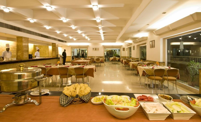 Food & Drinks 5, Grand Hotel Agra, Agra