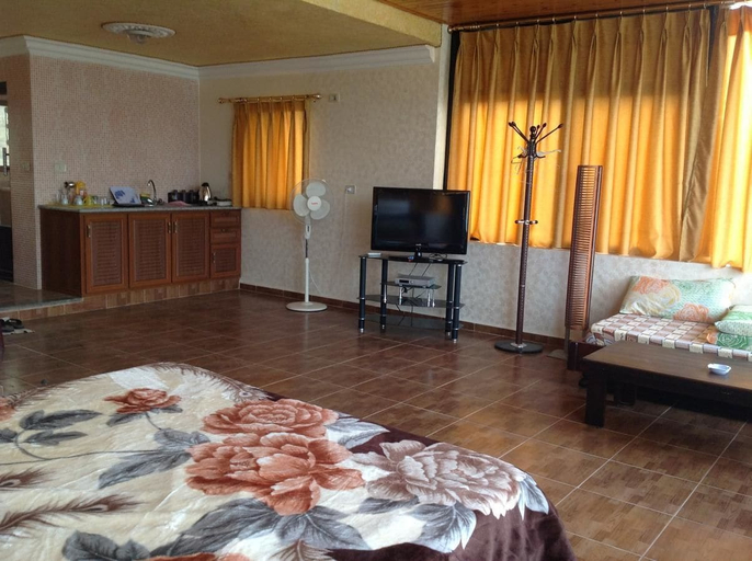 Bedroom 2, Murshed Motel, Tayybeh