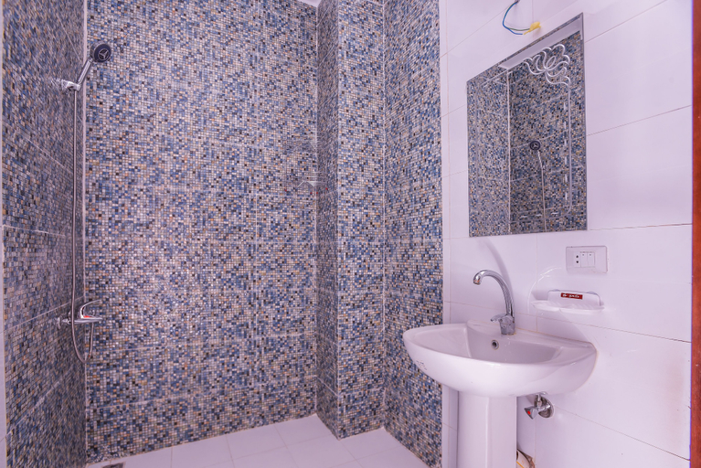 Bathroom 2, Magawish Luxury Duplex House, Al-Ghurdaqah