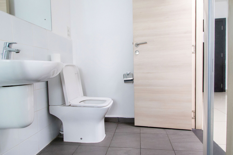 Bathroom 3, Royalty Apartments, Accra