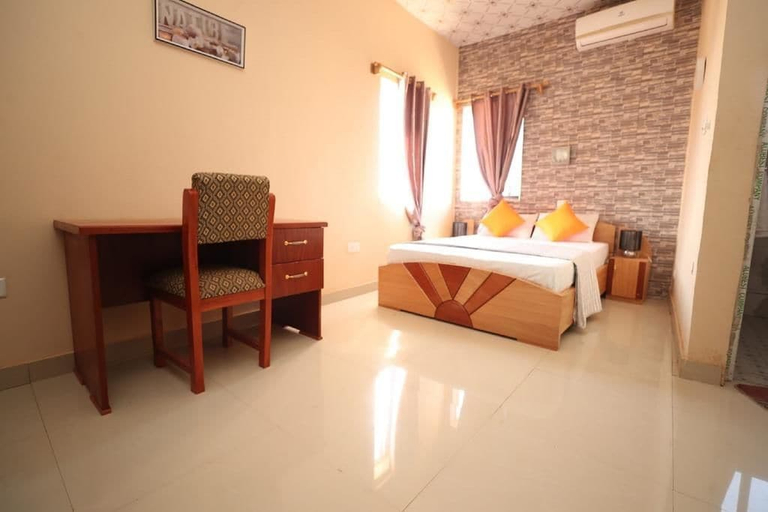 Bedroom 2, Parigha Hotel, Accra
