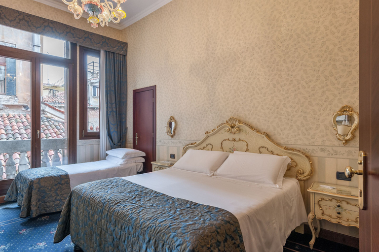 Bedroom 3, Hotel Montecarlo, Venezia