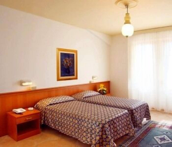 Bedroom 3, Hotel Florida, Pistoia