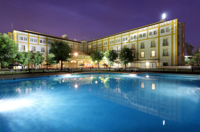Exterior & Views 2, Exe Gran Hotel Solúcar, Sevilla
