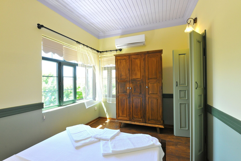 Bedroom 3, Petrino Gokceada Hotel & Kitchen, Gökçeada