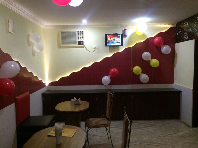Others 3, Hotel Shivay Palace, Basti