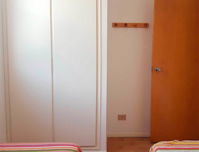 Bedroom 2, Inmo Estartit Apto. Itaca A 6, Girona