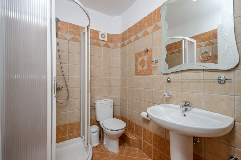 Bathroom 3, Agnanti Hotel, South Aegean