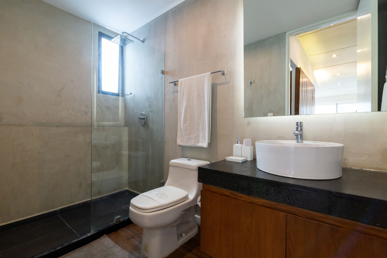 Bathroom 4, Areca 201 by CocoBR, Cozumel