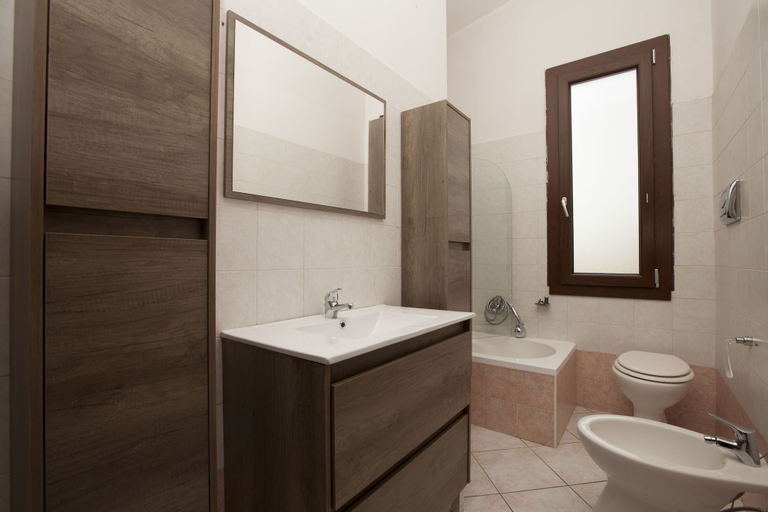 Bathroom 3, Villa Bruna, Cagliari
