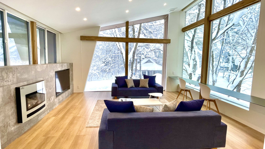 Others 4, Sanzan Chalet, Hakuba