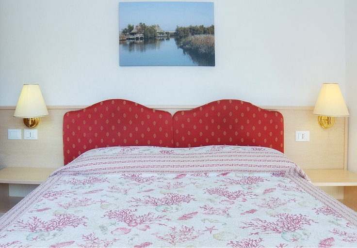 Bedroom 3, Hotel Elvia, Udine