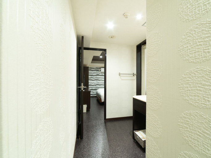Others 5, Top Hotel Yokohama, Yokohama