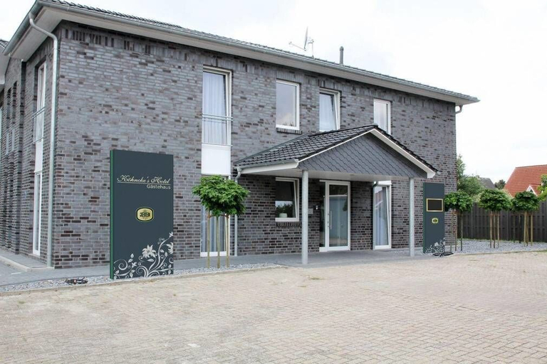 Exterior & Views 2, Köhncke's Landgasthof und Hotel, Ammerland
