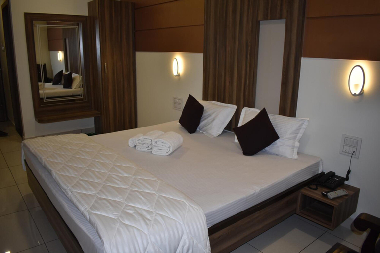 Bedroom 2, Hotel Shyam Palace, Kachchh