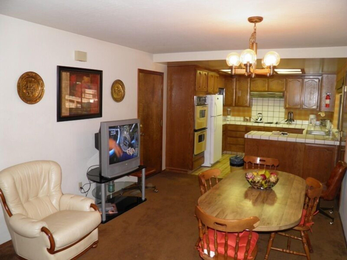 Others 5, 1421 Meadow Crest Drive, El Dorado