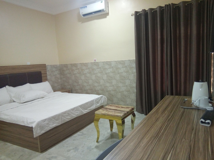 Bedroom 2, Suncourt Feel At Home Suites, AbujaMun