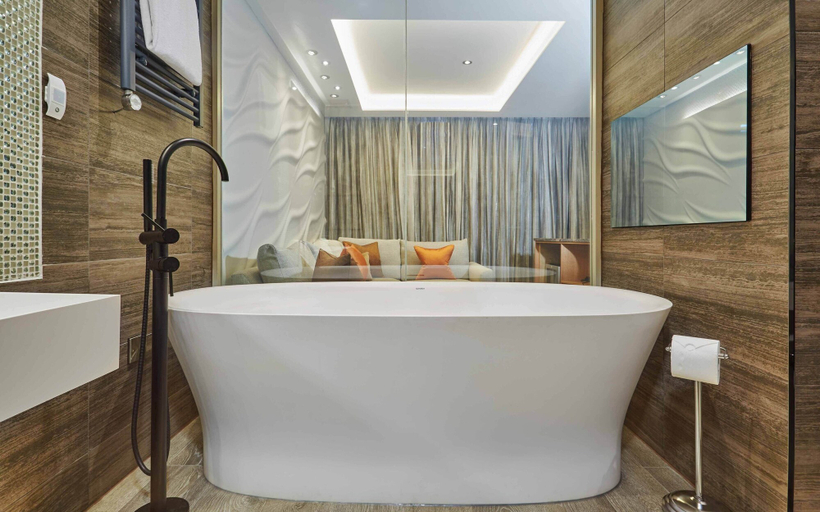Bathroom 4, Lion Quays Hotel & Spa, Shropshire
