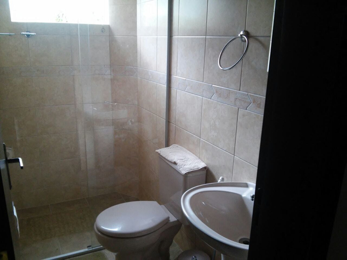 Bathroom 3, Pousada Itupava, Morretes